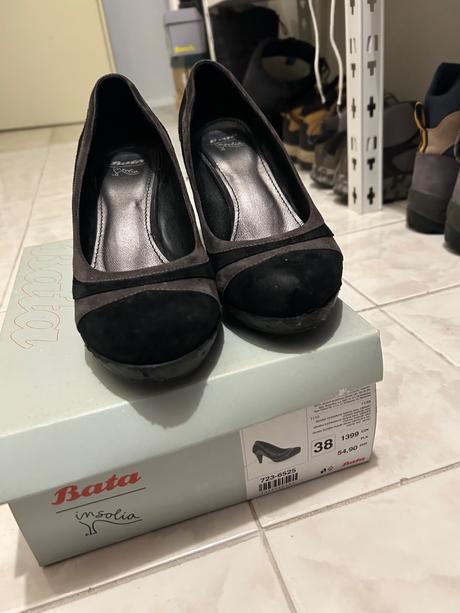 Lodičky pošta v cene, baťa,38