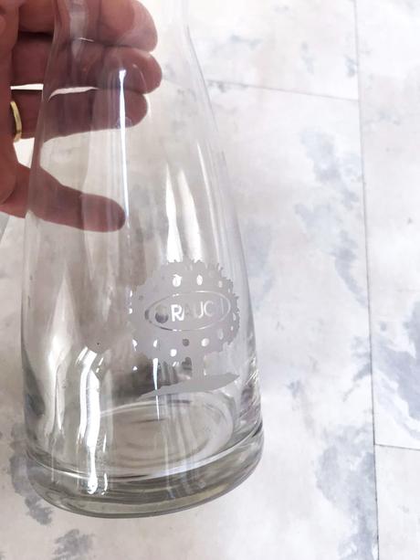 Sklenená karafa 0,5 l,