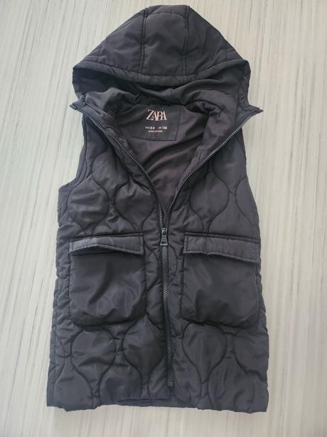Vesta s kapucňou, zara,134