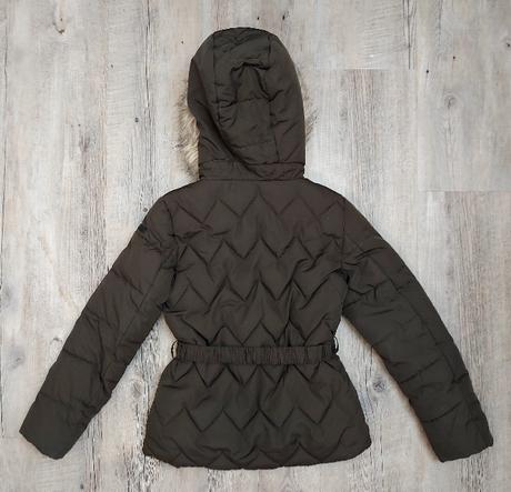 Zimná vetrovka s opaskom, 146