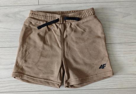 Šortky 4f, 140