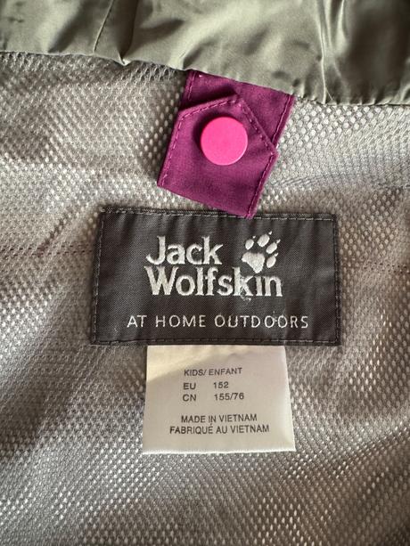 Outdoor vetrovka, jack wolfskin,152
