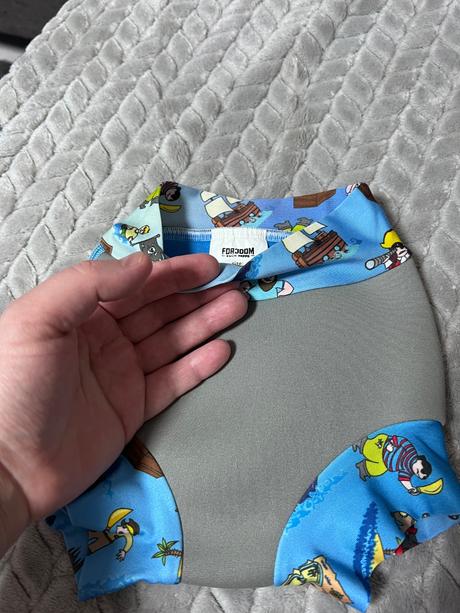 Neoprénové plavky, 68