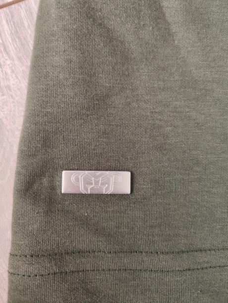 Black bananas, l / m / s