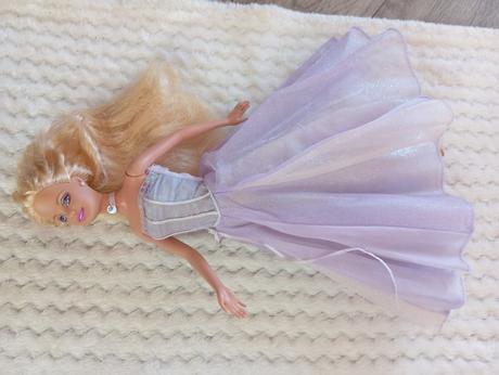 Annika barbie magic of pegasus,