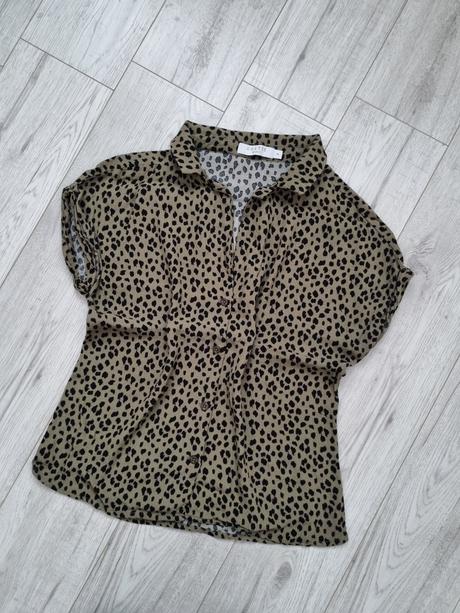 Blúzka s jemným zvieracím motívom, m