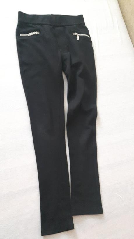 Rifle a nohavice, 134