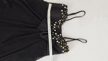 Dámske spoločenské šaty, 36