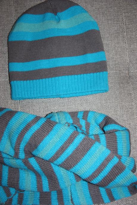 Čiapka a nákrčník obvod 54cm, pepco,54