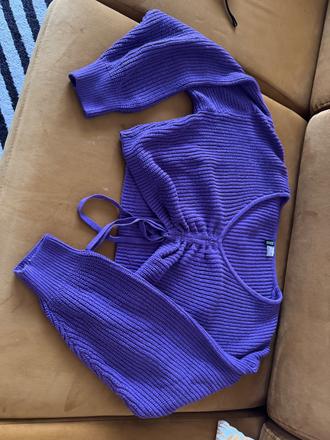 Fialový krátky svetrík, new yorker,s