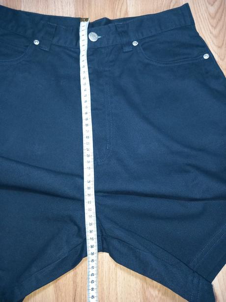 Tmavomodré šortky 40/m, tcm,m