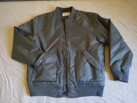 Prechodná vetrovka, reserved,158