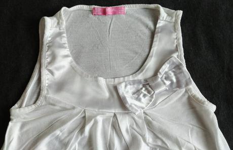 Biele tenučké vzdušné tielko s mašľou v.116-122, terranova,116