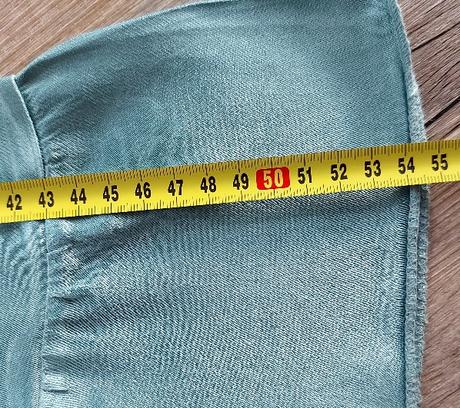 Modrozelené volánové šaty, 42