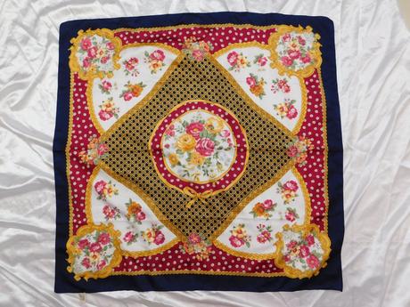 Kvalitná elegantná šatka, l