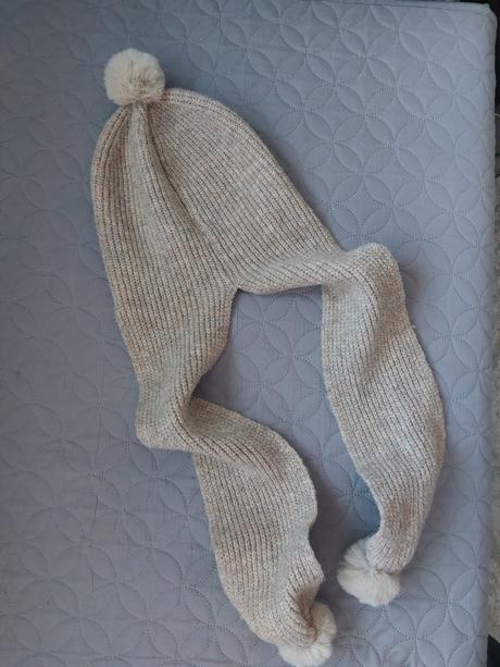 Čiapka so šálom, sinsay