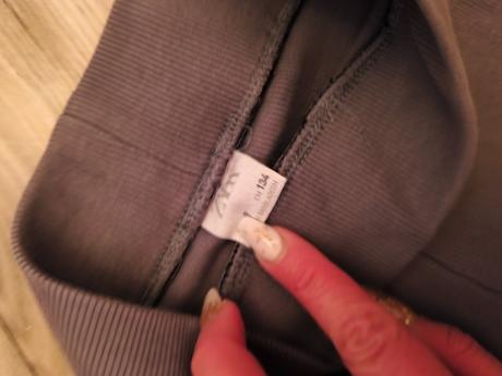 Zara vrubkovane legíny 134, zara,134