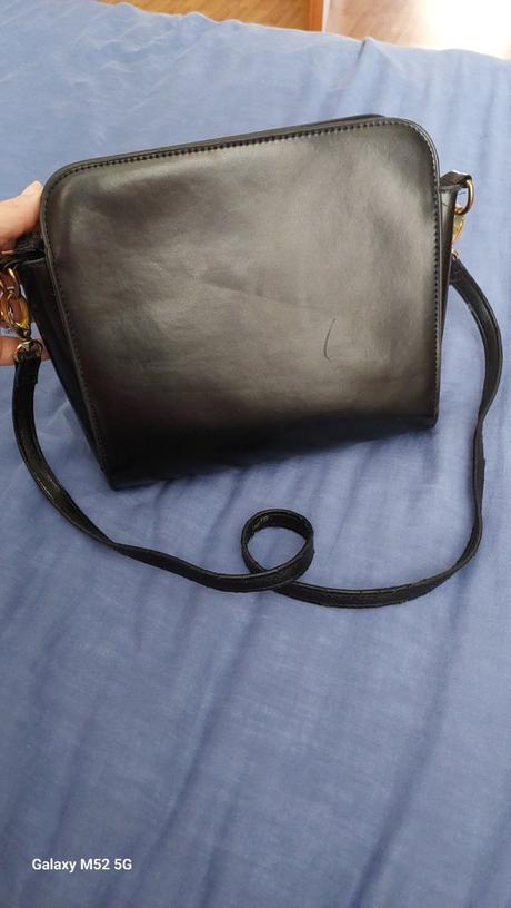 Kabelka crossbody,
