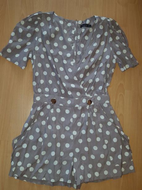 Letny bodkovany overal, atmosphere,38