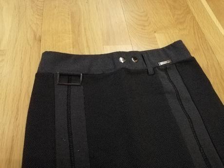 Dámska elegantná sukňa, s