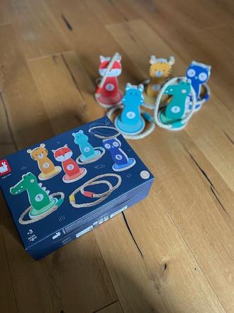 Janod hra na hadzanie, 