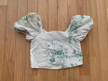 Crop top z lanu, zara,140