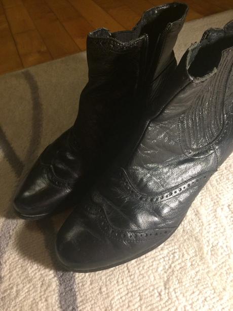 Kožene čižmy, 37