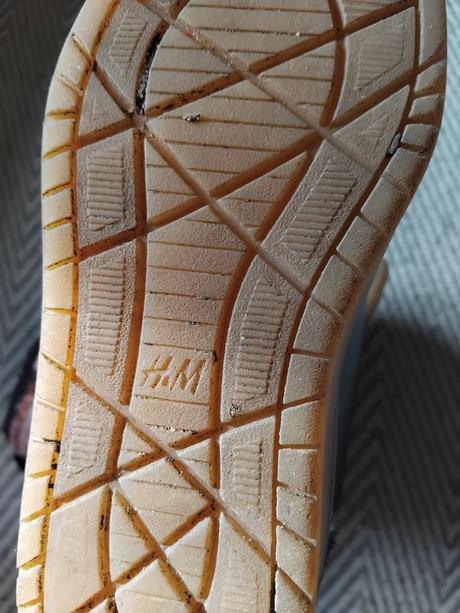 Jednorozčove svietiace topanky, h&m,27