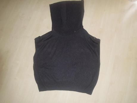 Hrubšia svetrová vesta /38/, 38