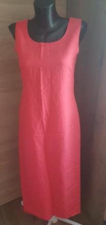 Malinové šaty, 38