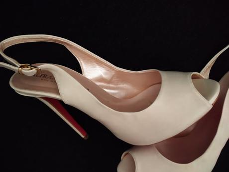 Kožené sandálky, 40