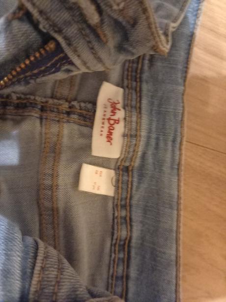 Dievčenské rifle č 140 /146, 146