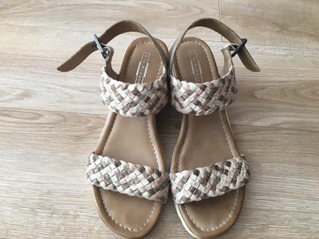 Kožené sandálky, 38