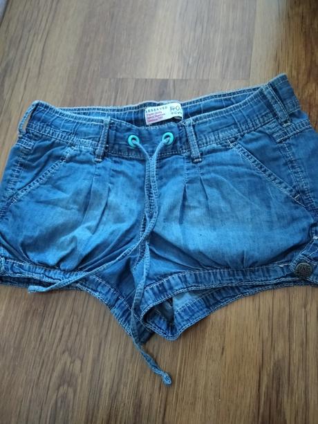 Kratasy, reserved,140