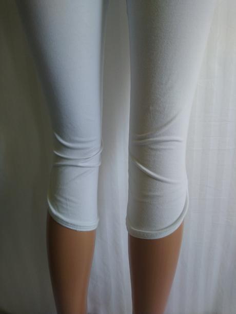 Dámske biele 3/4 legíny, chris line, s