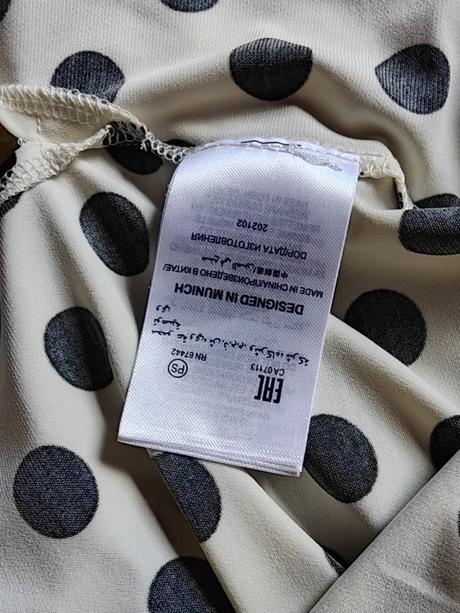 Oui elegantné luxusné krásne kvalitné saty, m