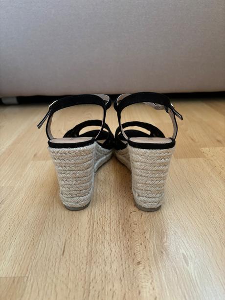 Sandále na klinovom opätku, deichmann,37