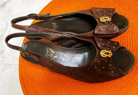 Kožené sandálky, 37