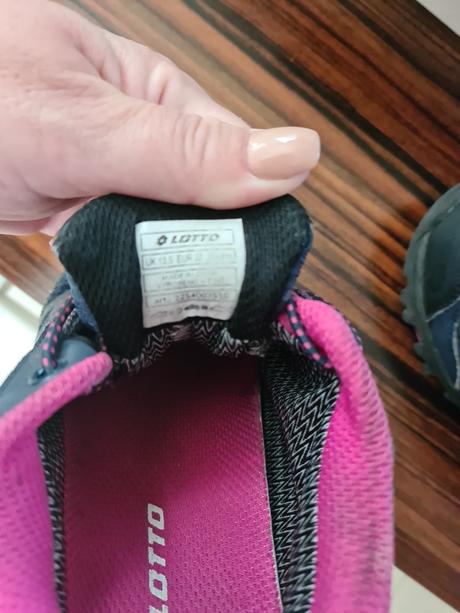 Turisticke tenisky lotto, lotto,32