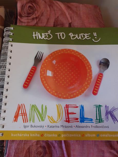 Kniha hned to bude anjelik, 