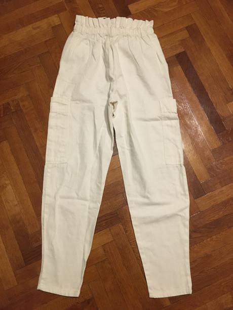 Nohavice 36, bershka,36