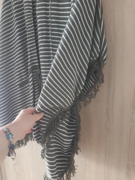 Vesta/prehoz/kardigán/pončo, mango