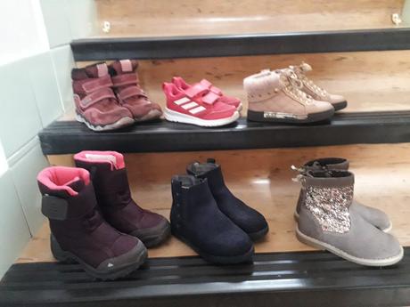 Botasky adidas topanocky a dvoje zimne snehule, 24