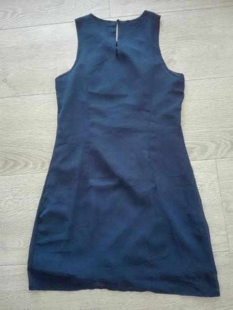 Tmavomodré šaty s volánmi, vero moda,xs