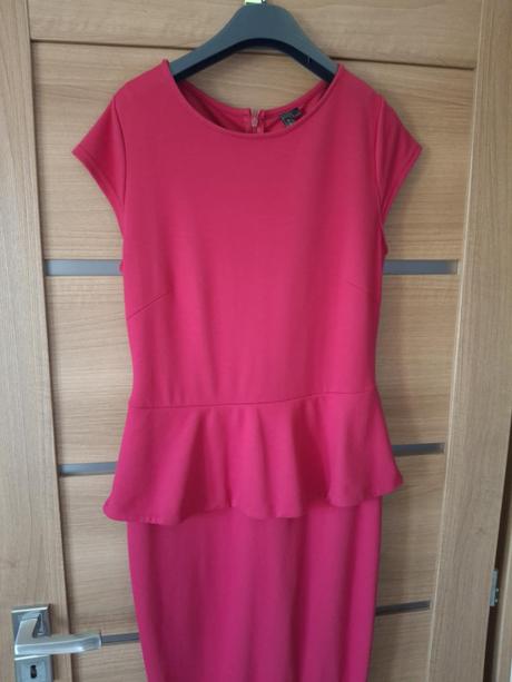 Krásne šaty velkost 40, 40