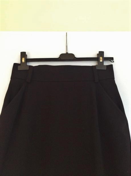 Kvalitná luxusná sukňa, m