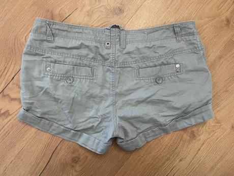 Sive sortky, new look,l