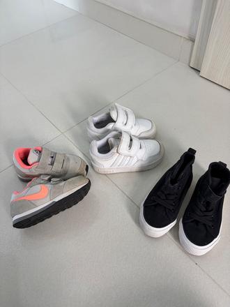 Balík topánok 26, 26