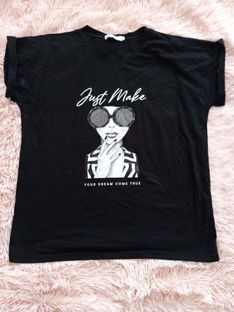 Čierne tričko s tvarou, l