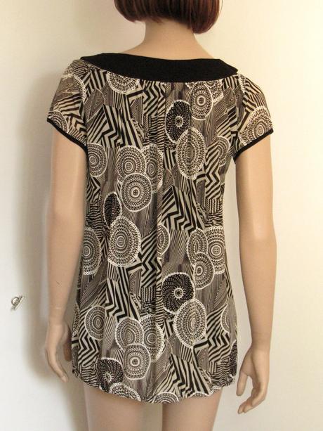 Tmavohnedo - krémové vzorované tričko, l